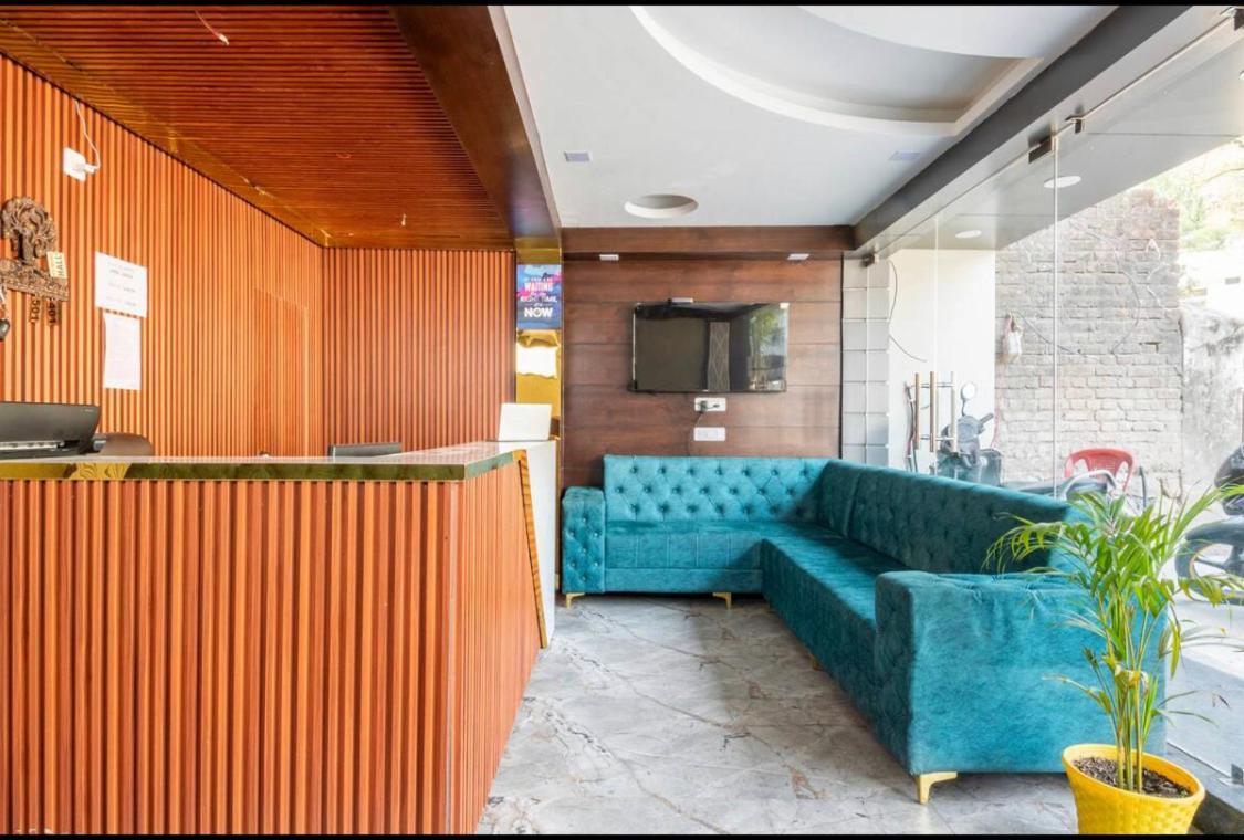 Hotel & Hostel Vimal Ganga Rishīkesh Extérieur photo
