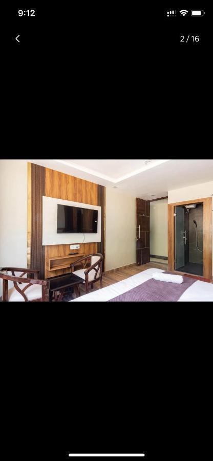 Hotel & Hostel Vimal Ganga Rishīkesh Extérieur photo