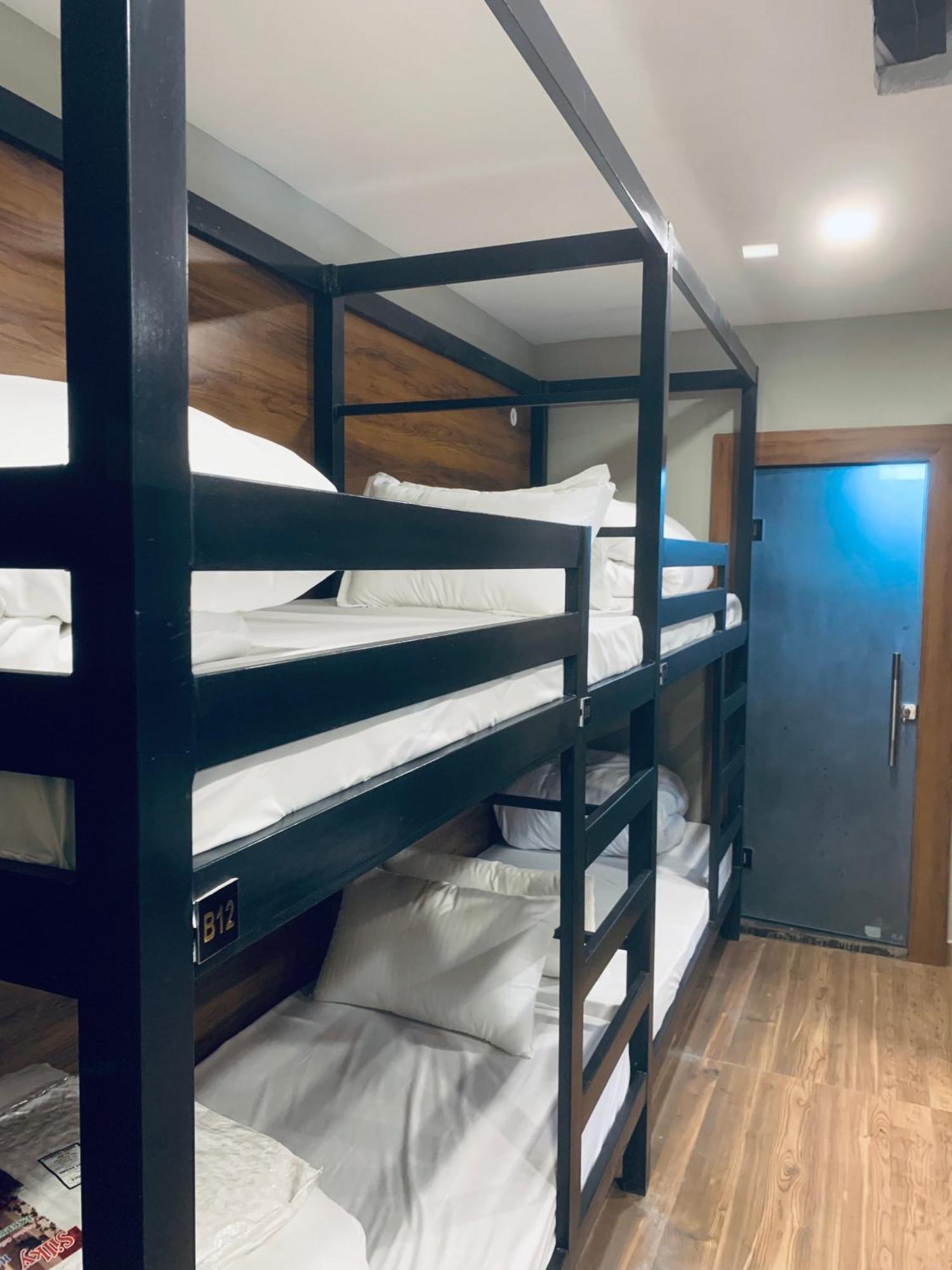Hotel & Hostel Vimal Ganga Rishīkesh Extérieur photo