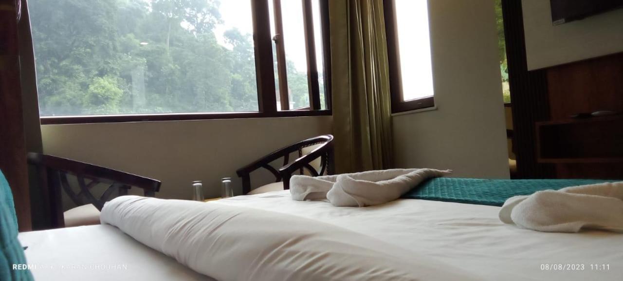 Hotel & Hostel Vimal Ganga Rishīkesh Extérieur photo