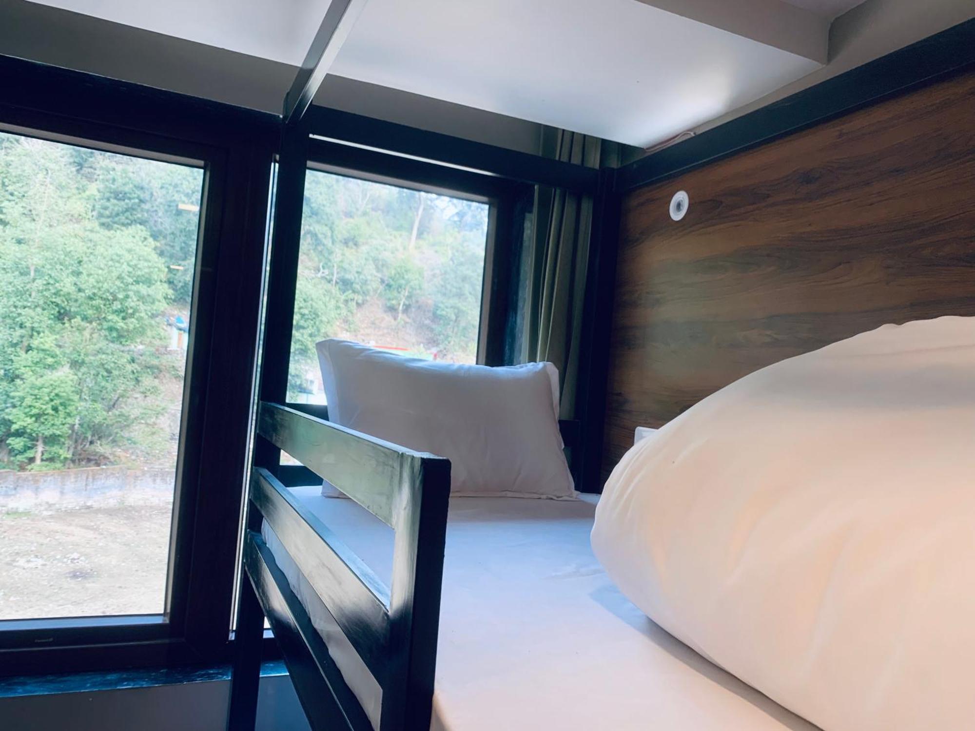 Hotel & Hostel Vimal Ganga Rishīkesh Extérieur photo